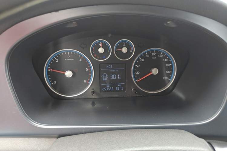 Used Foton Toano 2017 2.5T Rear Dual-Tire Commercial Version Long Wheelbase 4J25TC3 Instrument Cluster
