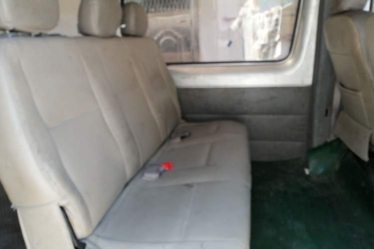 Used Foton Toano 2017 2.5T E Commercial Version Long Wheelbase 4J25TC3 Left Rear Seat