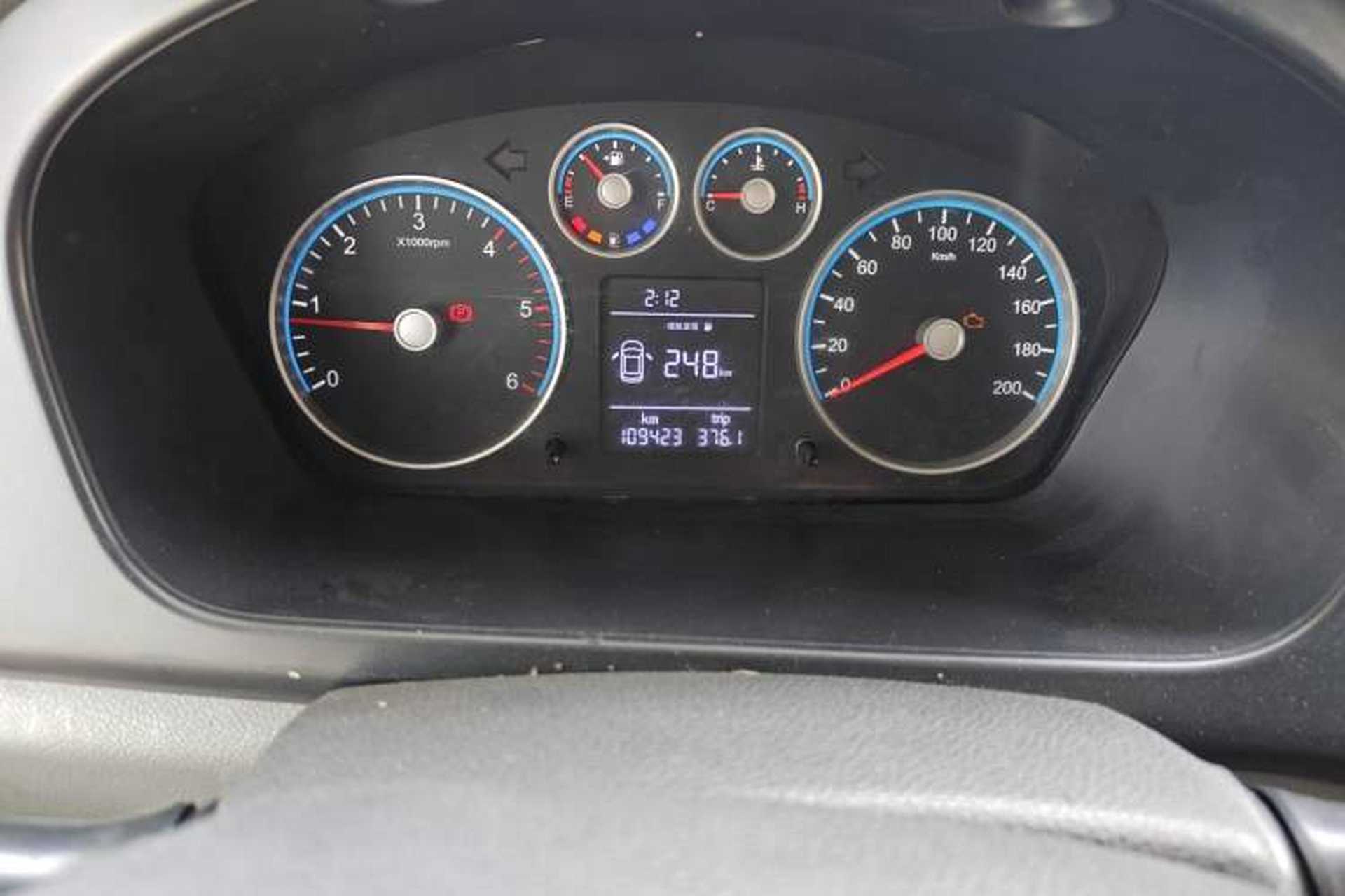 Used Foton Toano 2017 2.8T Facelifted E Van Long Wheelbase 4J28TC3 Odometer Close Up