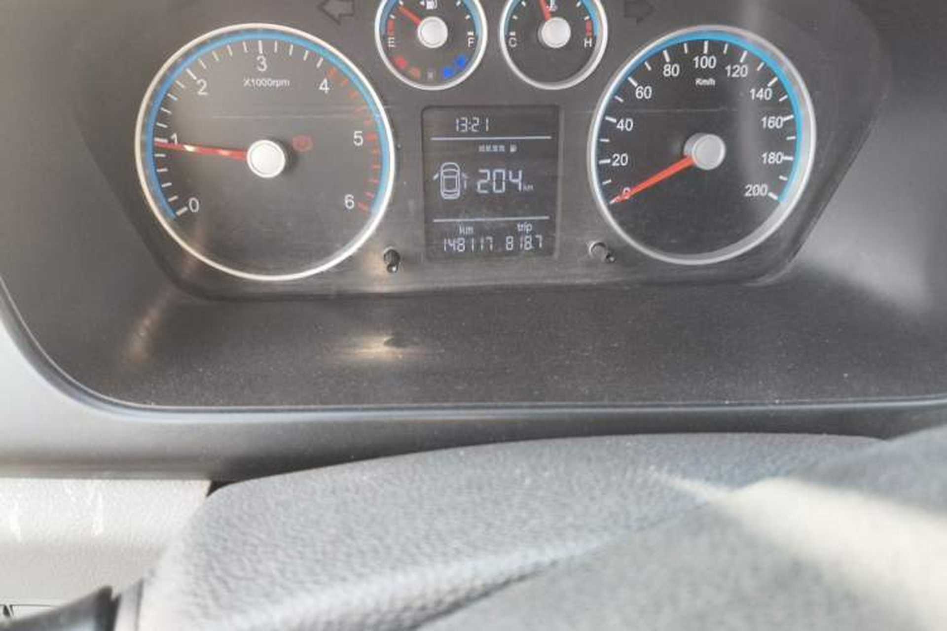 Used Foton Toano 2017 2.5T E Commercial Version Long Wheelbase 4J25TC3 Odometer Close Up
