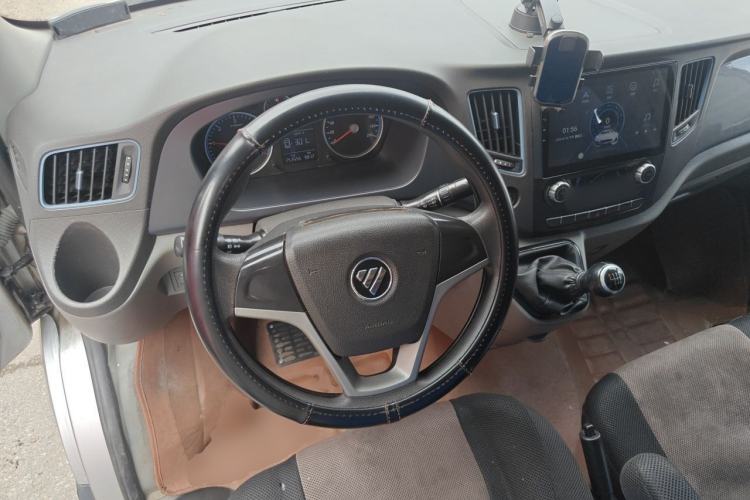 Used Foton Toano 2017 2.5T Rear Dual-Tire Commercial Version Long Wheelbase 4J25TC3 Steering Wheel