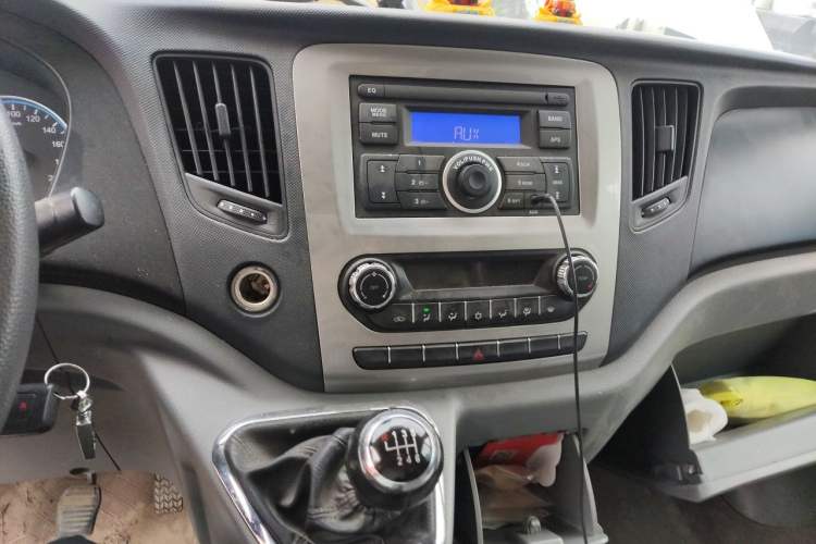 Used Foton Toano 2017 2.5T E Commercial Version Short Wheelbase 4J25TC3 Audio And AC Panel