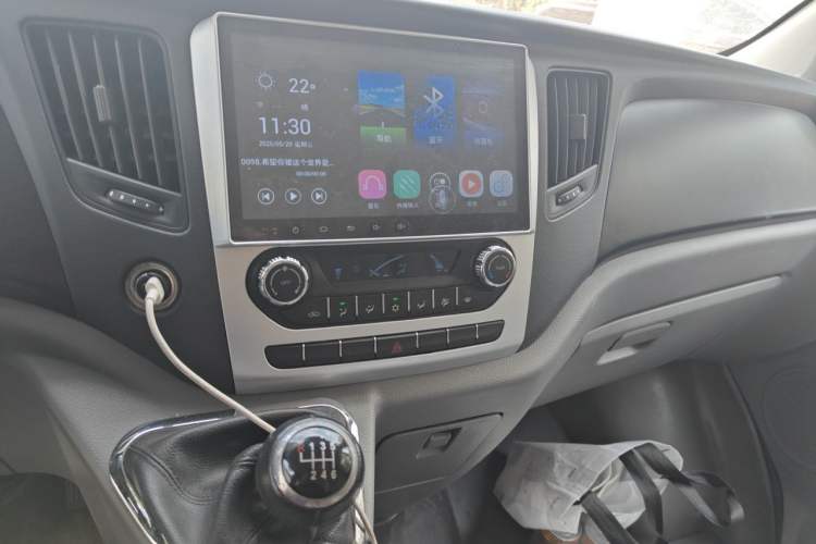 Used Foton Toano 2017 2.5T Restyled E Commercial Version Short Wheelbase 4J25TC3 Audio And AC Panel