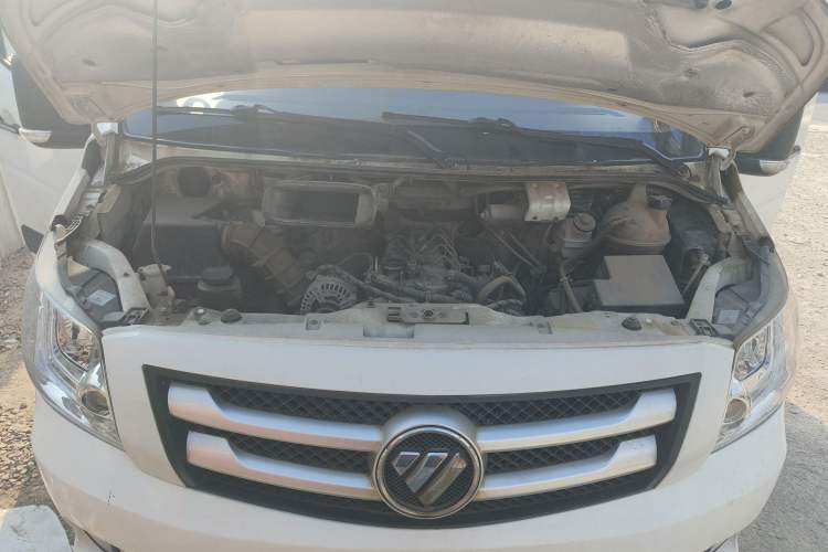Used Foton Toano 2017 2.8T Restyled S Commercial Version Short Wheelbase ISF2.8s5129T Engine Bay