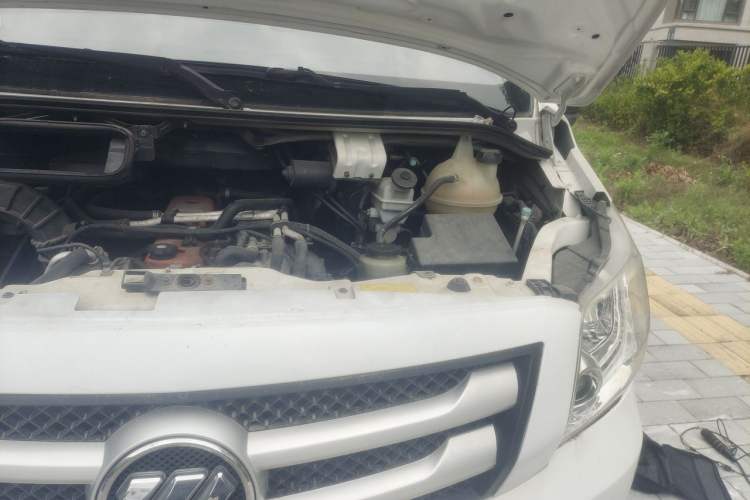 Used Foton Toano 2017 2.5T E Commercial Version Long Wheelbase 4J25TC3 Engine Bay Left