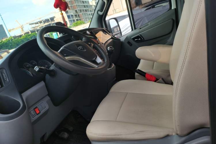 Used Foton Toano 2017 2.5T Restyled E Commercial Version Short Wheelbase 4J25TC3 Left Front Seat
