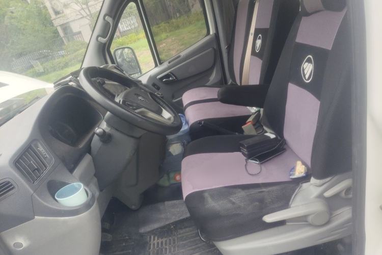 Used Foton Toano 2017 2.5T E Commercial Version Long Wheelbase 4J25TC3 Left Front Seat