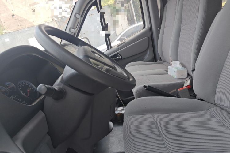Used Foton Toano 2017 2.5T Restyled E Commercial Version Short Wheelbase 4J25TC3 Left Front Seat