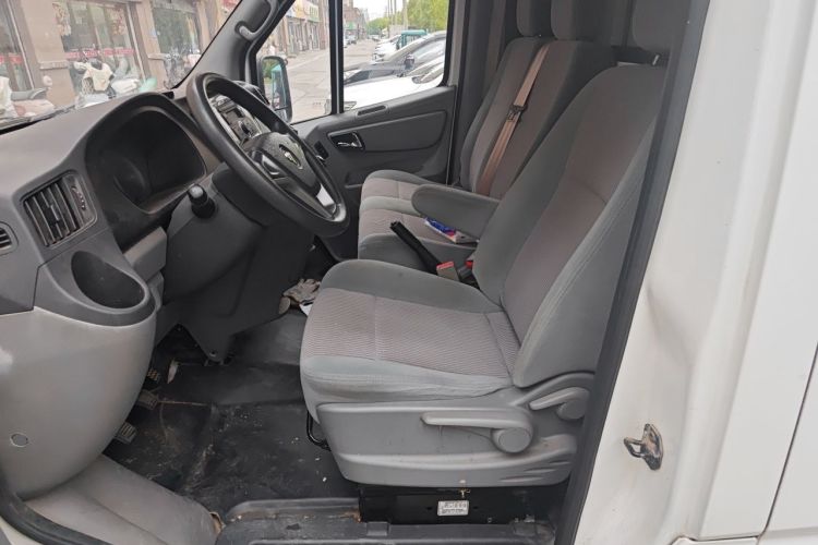 Used Foton Toano 2017 2.8T Facelifted E Van Long Wheelbase 4J28TC3 Left Front Seat