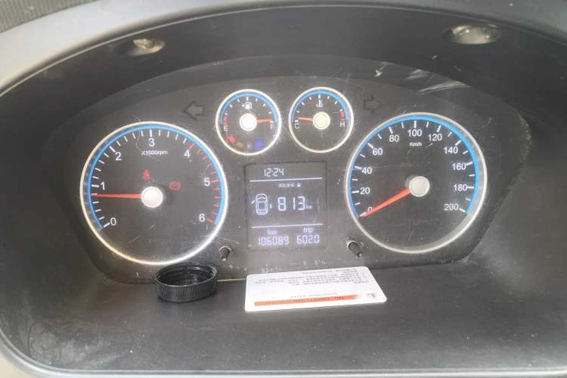Used Foton Toano 2017 2.8T Facelifted E Van Short Wheelbase Equipped with 4J28TC3 Engine Odometer Close Up