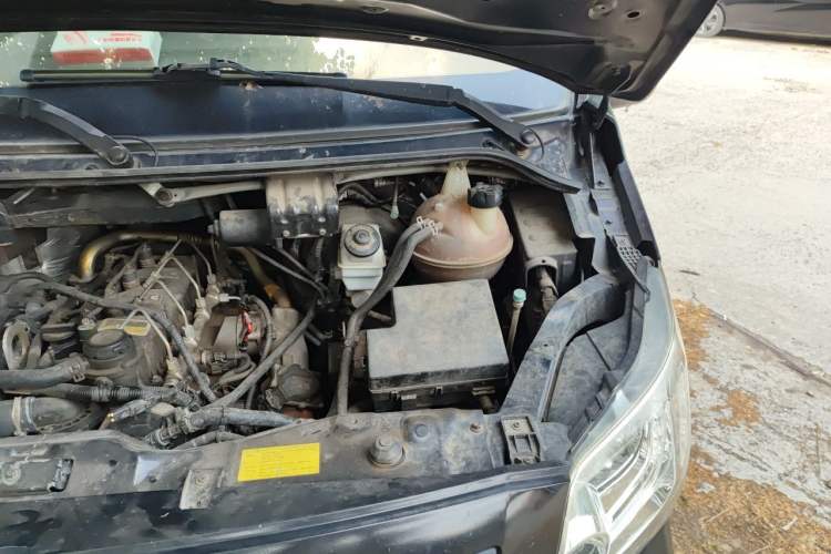 Used Foton Toano  Engine Bay Left