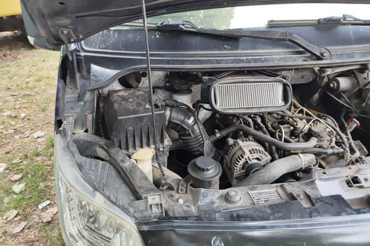 Used Foton Toano  Engine Bay Right