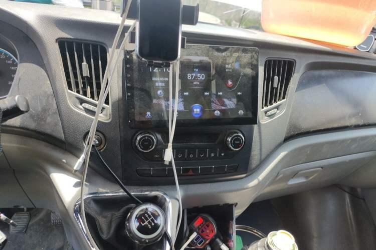 Used Foton Toano  Audio And AC Panel