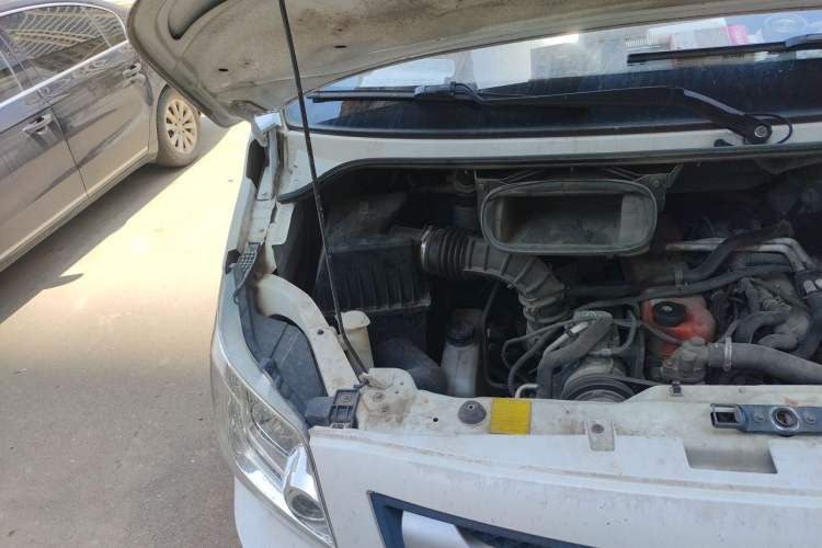 Used Foton Toano  Engine Bay Right