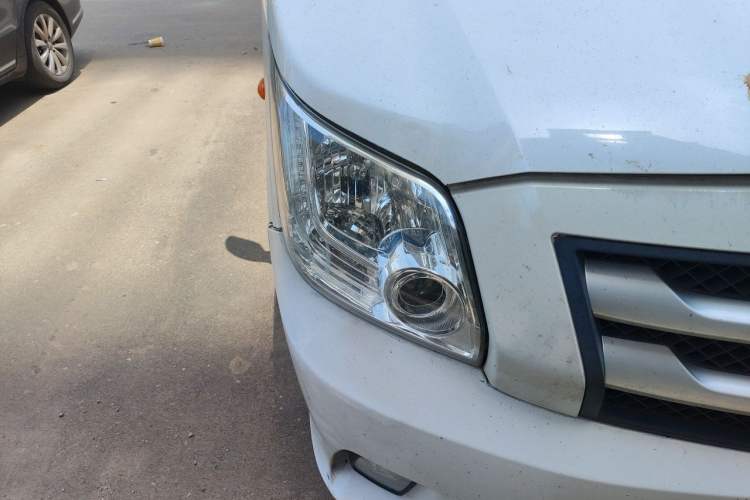 Used Foton Toano  Right Front Headlight