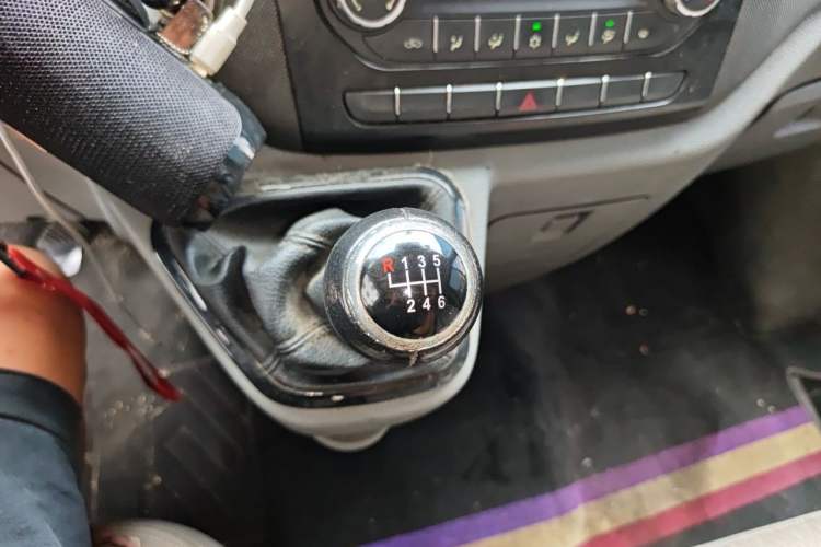 Used Foton Toano 2019 2.5T E Short Wheelbase 5/6-Seater 4J25TC3 Gear Lever