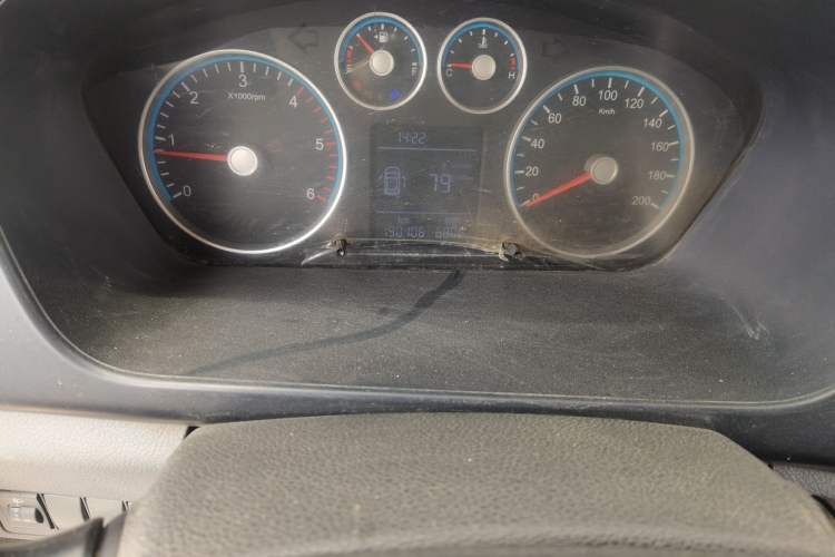 Used Foton Toano 2019 2.5T E7 (5.6 meters) 6-seater 4J25TC3 Odometer Close Up