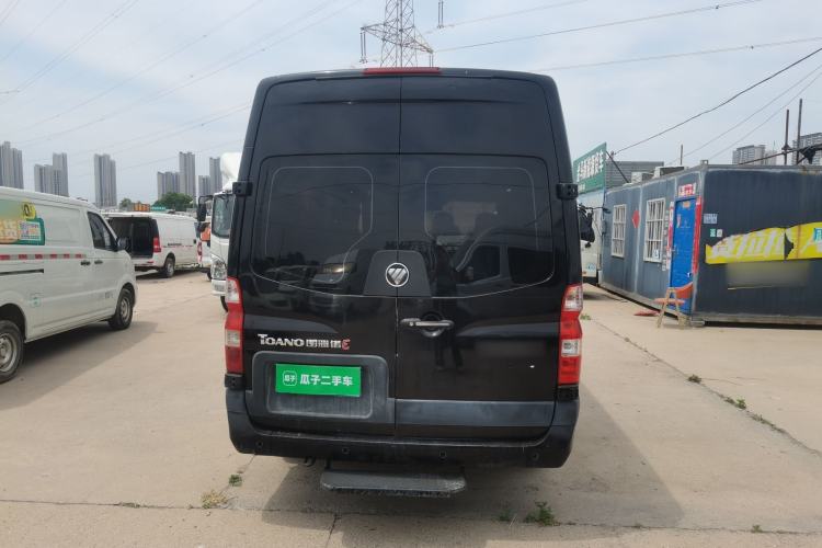 Used Foton Toano 2019 2.5T E7 (5.6 meters) 6-seater 4J25TC3 Rear