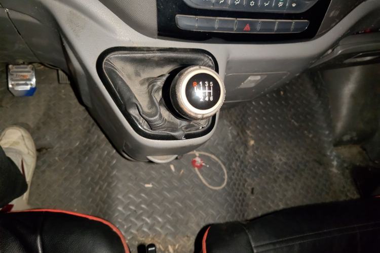 Used Foton Toano 2019 2.5T Mid-Height 4J25TC3 Gear Lever