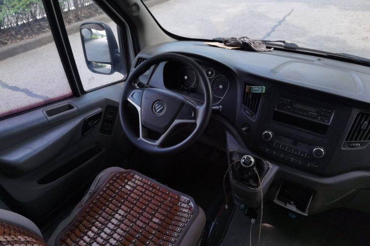Used Foton Toano 2019 2.5T Extended-Wheelbase Mid-Roof 5-7 Seater 4J25TC3 Steering Wheel