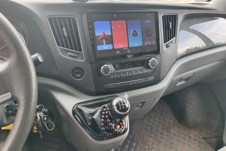 Used Foton Toano 2019 2.5T Multi-Function Short Wheelbase Flat Roof 5-7 Seater 4J25TC3 Audio And AC Panel