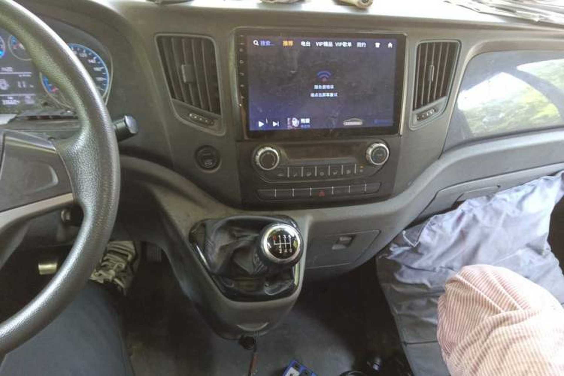 Used Foton Toano 2019 2.5T Multi-Function Long-Wheelbase Mid-Height 5-7 Seater 4J25TC3 Audio And AC Panel