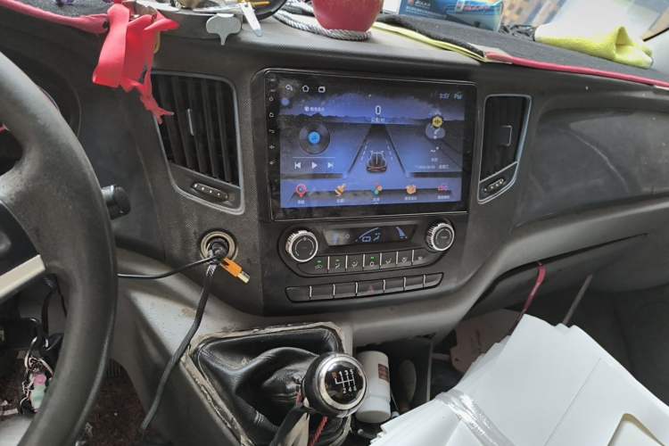 Used Foton Toano 2019 2.5T E Short Wheelbase 5/6-Seater 4J25TC3 Audio And AC Panel