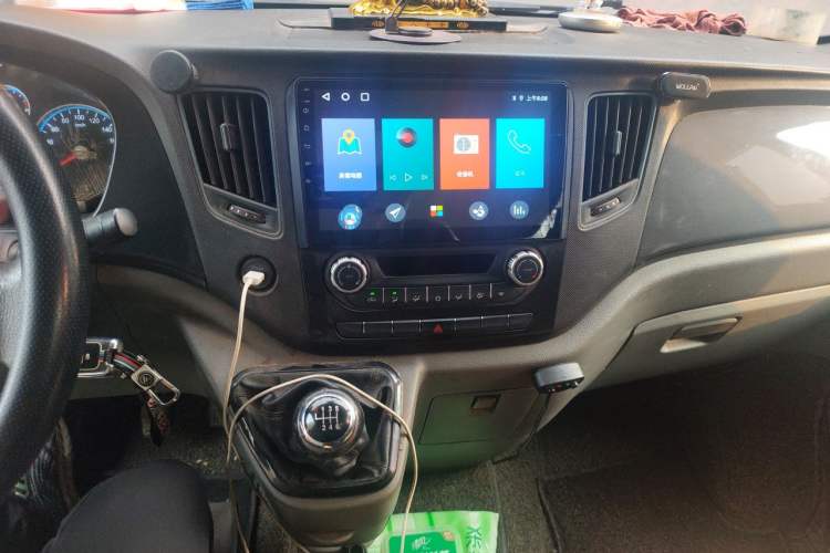 Used Foton Toano 2019 2.5T E Long Wheelbase 7-Seater 4J25TC3 Audio And AC Panel