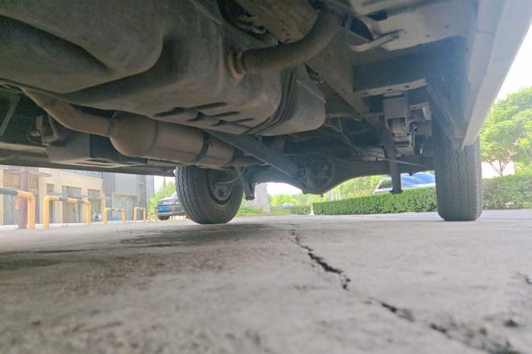 Used Foton Toano 2019 2.5T E Short Wheelbase 5/6-Seater 4J25TC3 Chassis Front Left