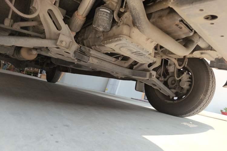 Used Foton Toano 2019 2.5T E Long Wheelbase 7-Seater 4J25TC3 Chassis Front Right