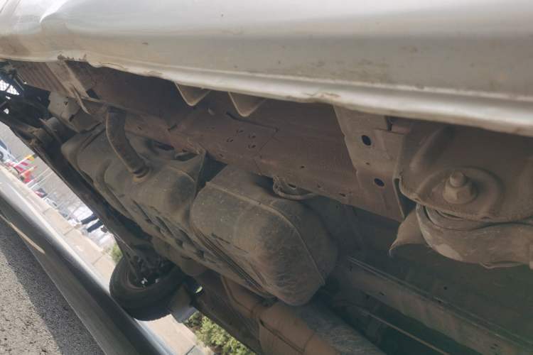 Used Foton Toano 2019 2.5T Flat-Top 5-Seater Open-Window 4J25TC3 Chassis Rear Left