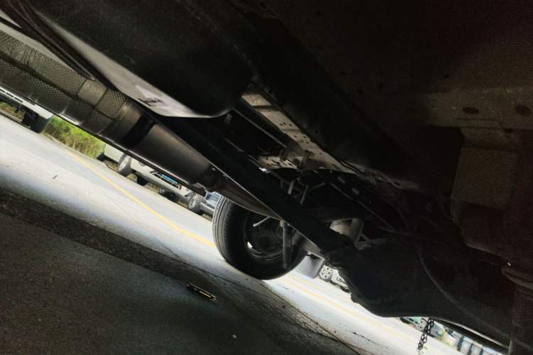 Used Foton Toano 2019 2.5T Flat-Top 5-Seater Open-Window 4J25TC3 Chassis Rear Right