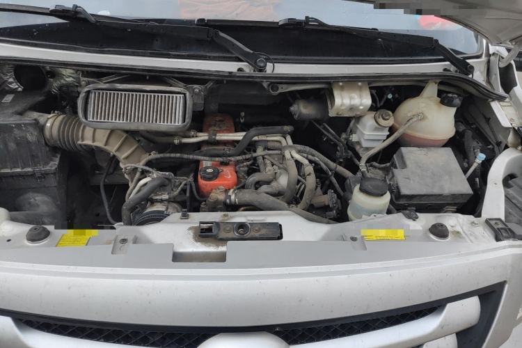 Used Foton Toano 2019 2.5T E7 (5.6 meters) 6-seater 4J25TC3 Engine Bay