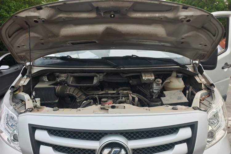 Used Foton Toano 2019 2.5T E Short Wheelbase 5/6-Seater 4J25TC3 Engine Bay