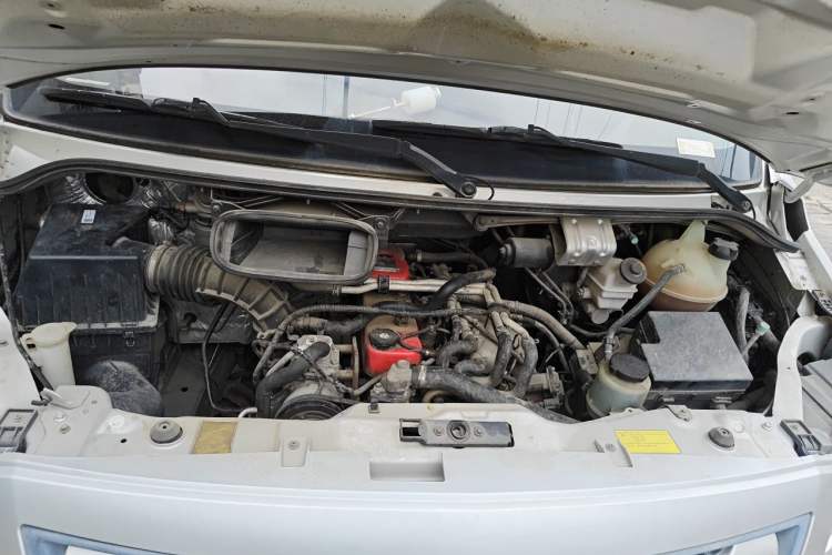 Used Foton Toano 2019 2.5T E7 (5.6 meters) 6-seater 4J25TC3 Engine Bay