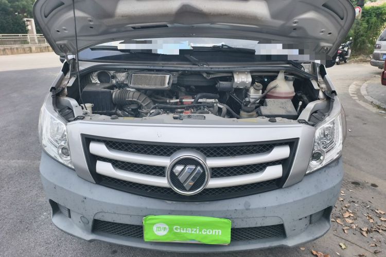 Used Foton Toano 2019 2.5T Multi-Function Short Wheelbase Flat Roof 5-7 Seater 4J25TC3 Engine Bay