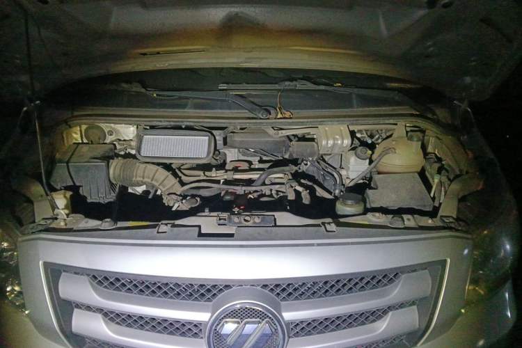 Used Foton Toano  Engine Bay