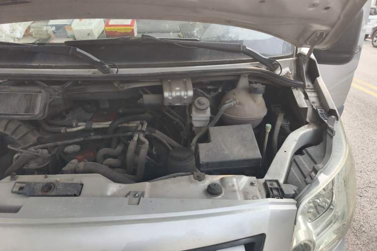 Used Foton Toano 2019 2.5T Mid-Height 4J25TC3 Engine Bay Left