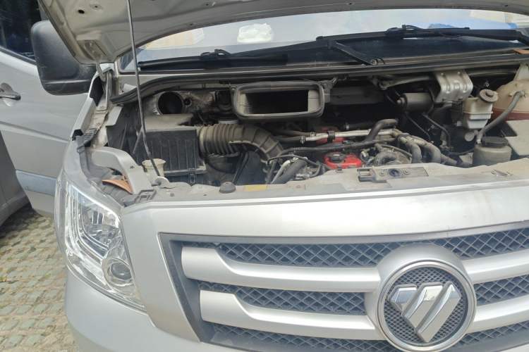 Used Foton Toano 2019 2.5T E7 (5.6 meters) 6-seater 4J25TC3 Engine Bay Right
