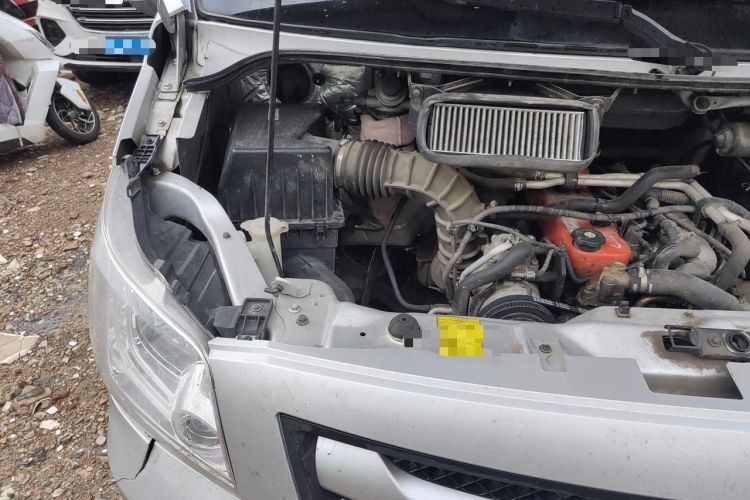Used Foton Toano 2019 2.5T E7 (5.6 meters) 6-seater 4J25TC3 Engine Bay Right