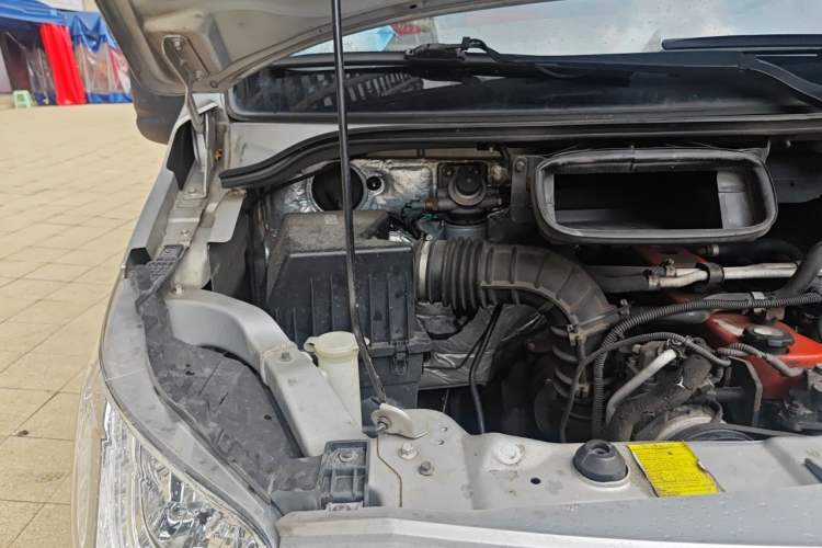 Used Foton Toano  Engine Bay Right
