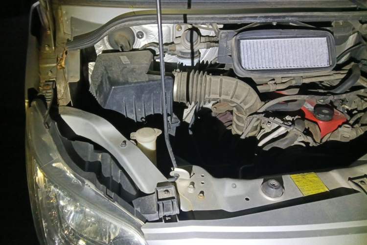 Used Foton Toano  Engine Bay Right