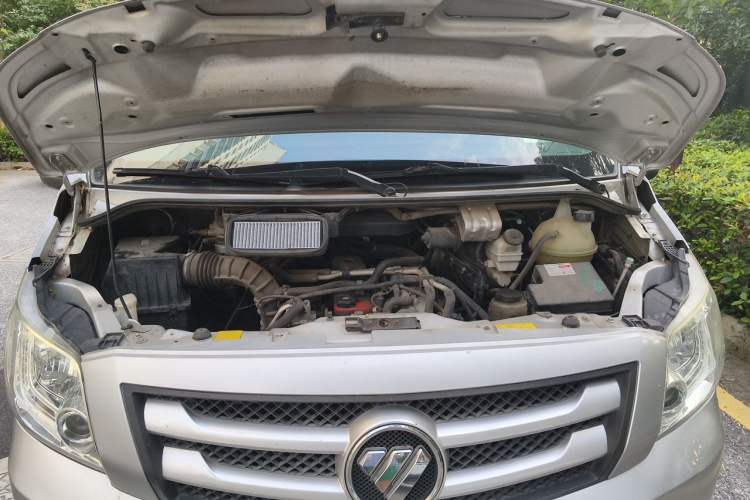 Used Foton Toano 2019 2.5T Multi-Function Long-Wheelbase Mid-Height 5-7 Seater 4J25TC3 Engine Bay