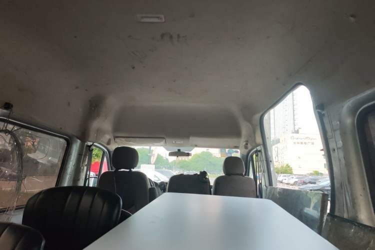 Used Foton Toano 2019 2.5T E Short Wheelbase 5/6-Seater 4J25TC3 Headliner