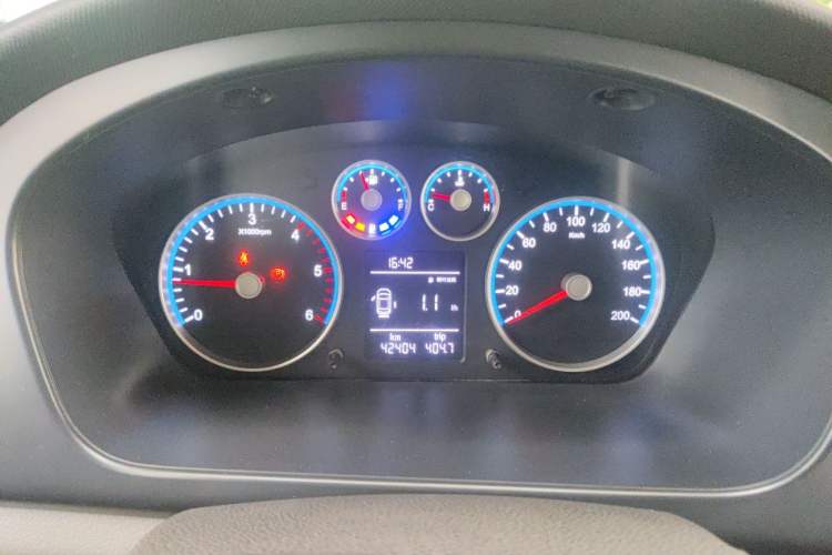 Used Foton Toano 2019 2.5T Flat-Top 5-Seater Open-Window 4J25TC3 Instrument Cluster