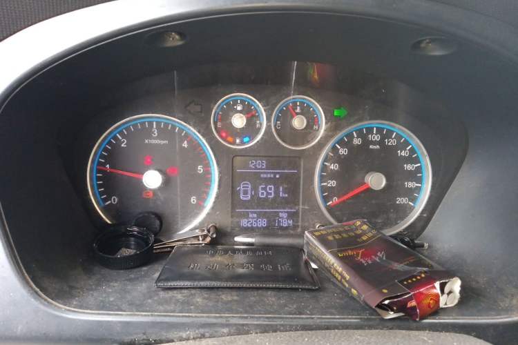 Used Foton Toano 2019 2.5T Extended-Wheelbase Mid-Roof 5-7 Seater 4J25TC3 Instrument Cluster