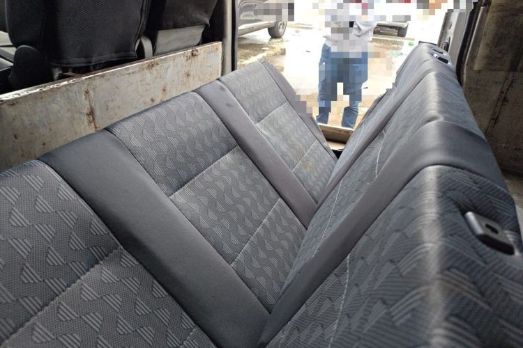 Used Foton Toano 2019 2.5T Multi-Function Long-Wheelbase Mid-Height 5-7 Seater 4J25TC3 Left Rear Seat