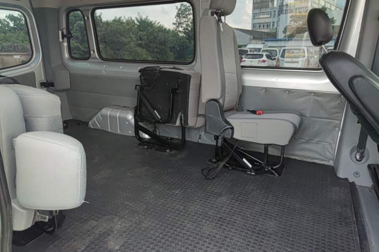 Used Foton Toano 2019 2.5T Mid-Height 4J25TC3 Left Rear Seat