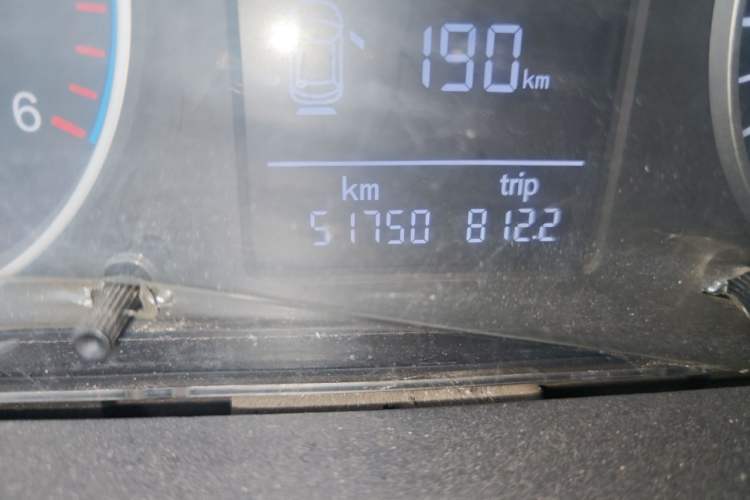 Used Foton Toano 2019 2.5T E Short Wheelbase 5/6-Seater 4J25TC3 Odometer Close Up
