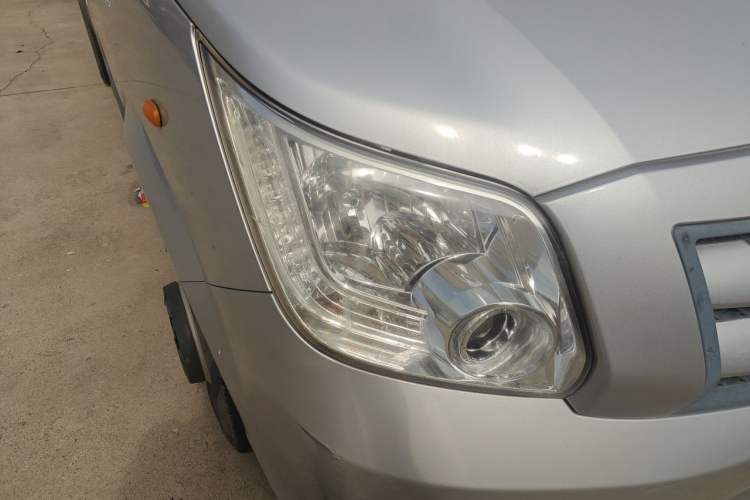 Used Foton Toano  Right Front Headlight